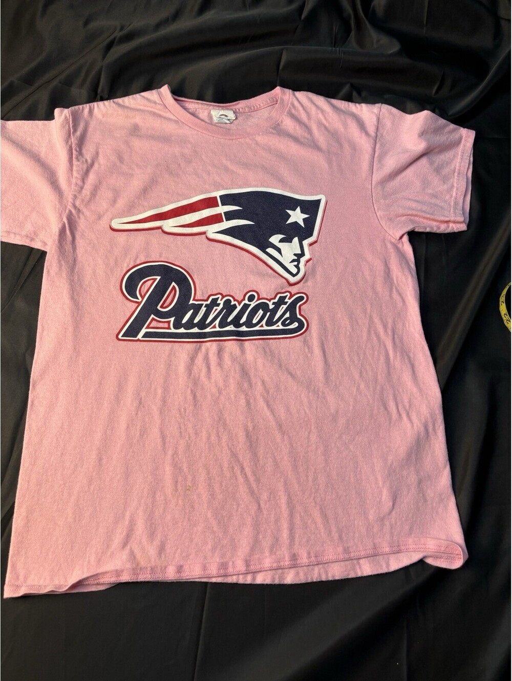 Delta Pro Weight New England Patriots Pink T-Shirt Medium